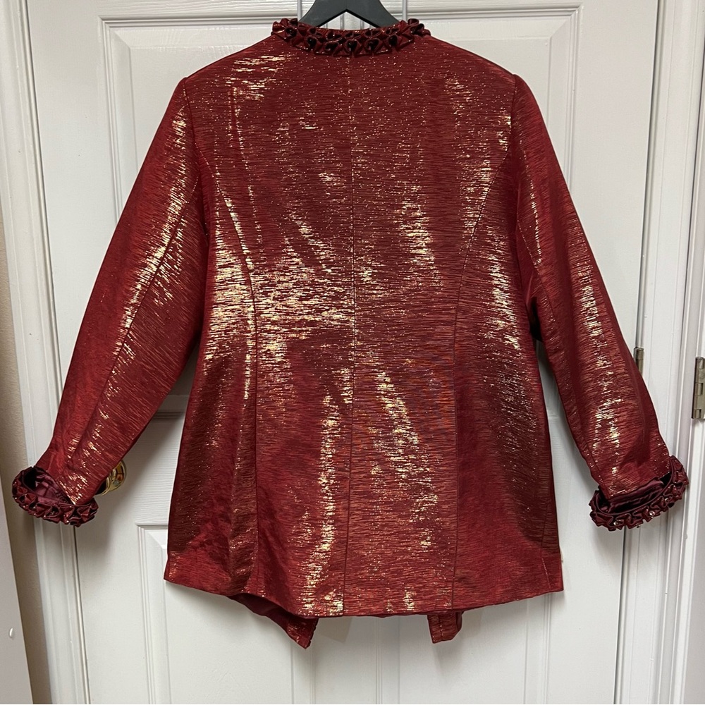 Milano Shimmering Metallic Striped Skirt Set - Picture 3 of 16